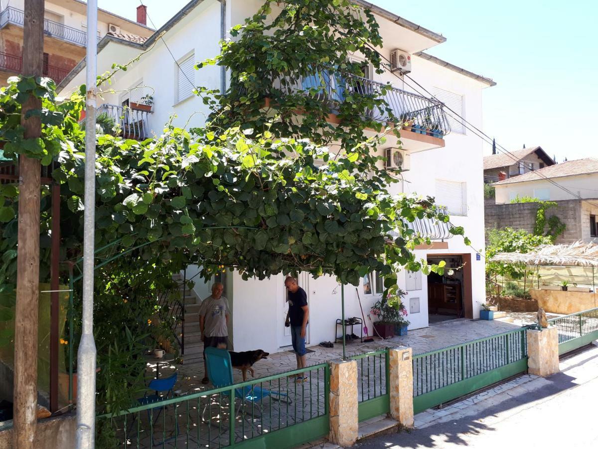 Apartments Luki Trogir Exteriér fotografie
