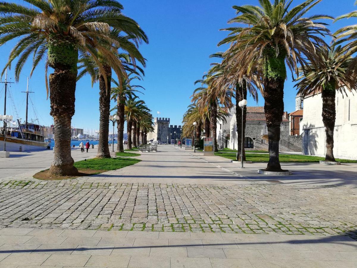 Apartments Luki Trogir Exteriér fotografie